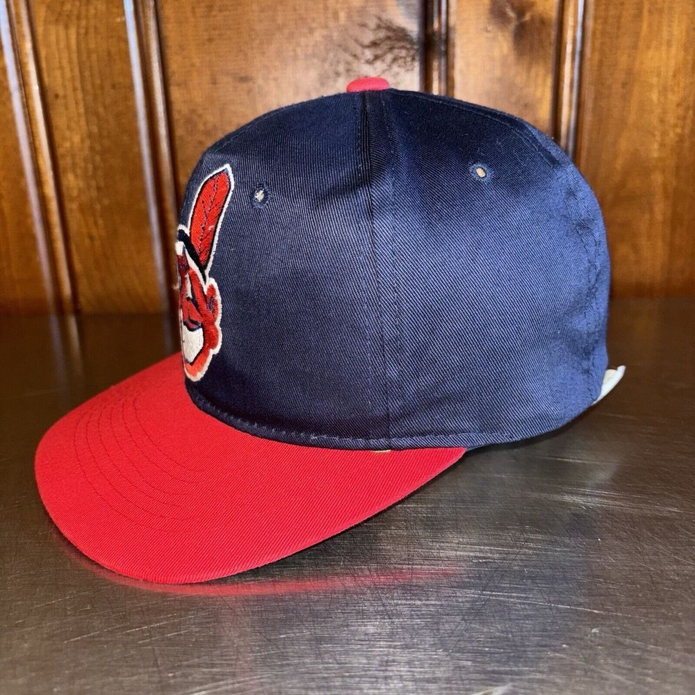VTG Cleveland Indians Chief Wahoo New Era KMG 90s Pro Model Youth Snapback Hat - Picture 4 of 8